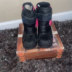 Snow Boots