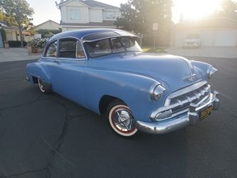 1952 Chevy deluxe