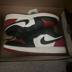 Jordan 1 Mid