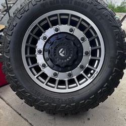 Fuel Offroad Wheels And Tires 5x114.3 5x127 Jeep, Toyota, Nissan, Lexus