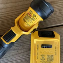 Dewalt Flashlight/battery