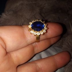 Blue Sapphire Halo And Diamond Ring 2.35 Ct 14 K