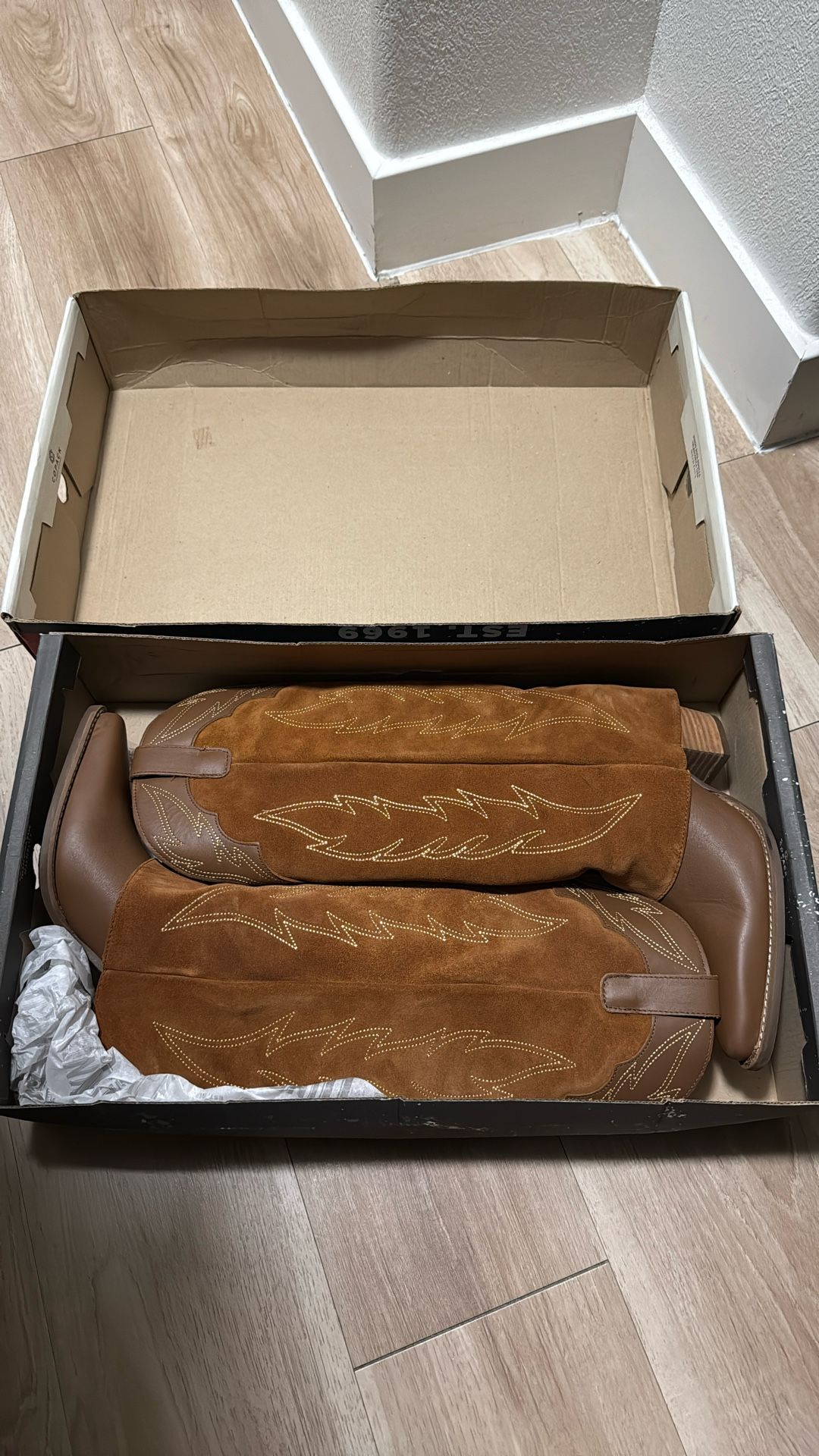 Dingo Women’s Size 9.5