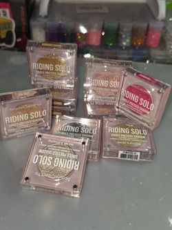 Single pressed Eyeshadow