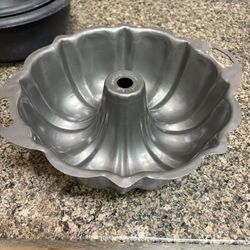 Metal Bundt Cake Pan – $10