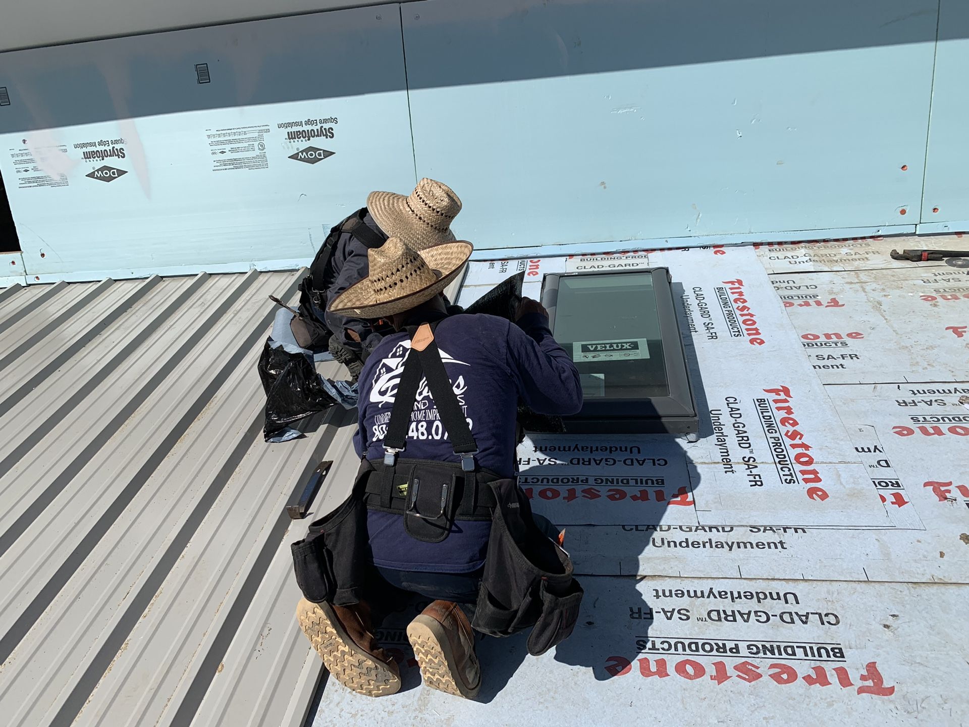 Standing seam metal roofing