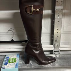 Gucci. Ladies Boot  Size 7. Was Warrn One Time Old In New York For Christmas.