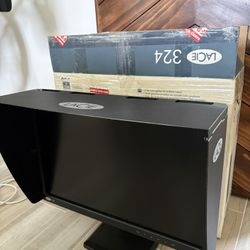 Lacie 324 LCD Pro Monitor 24” 