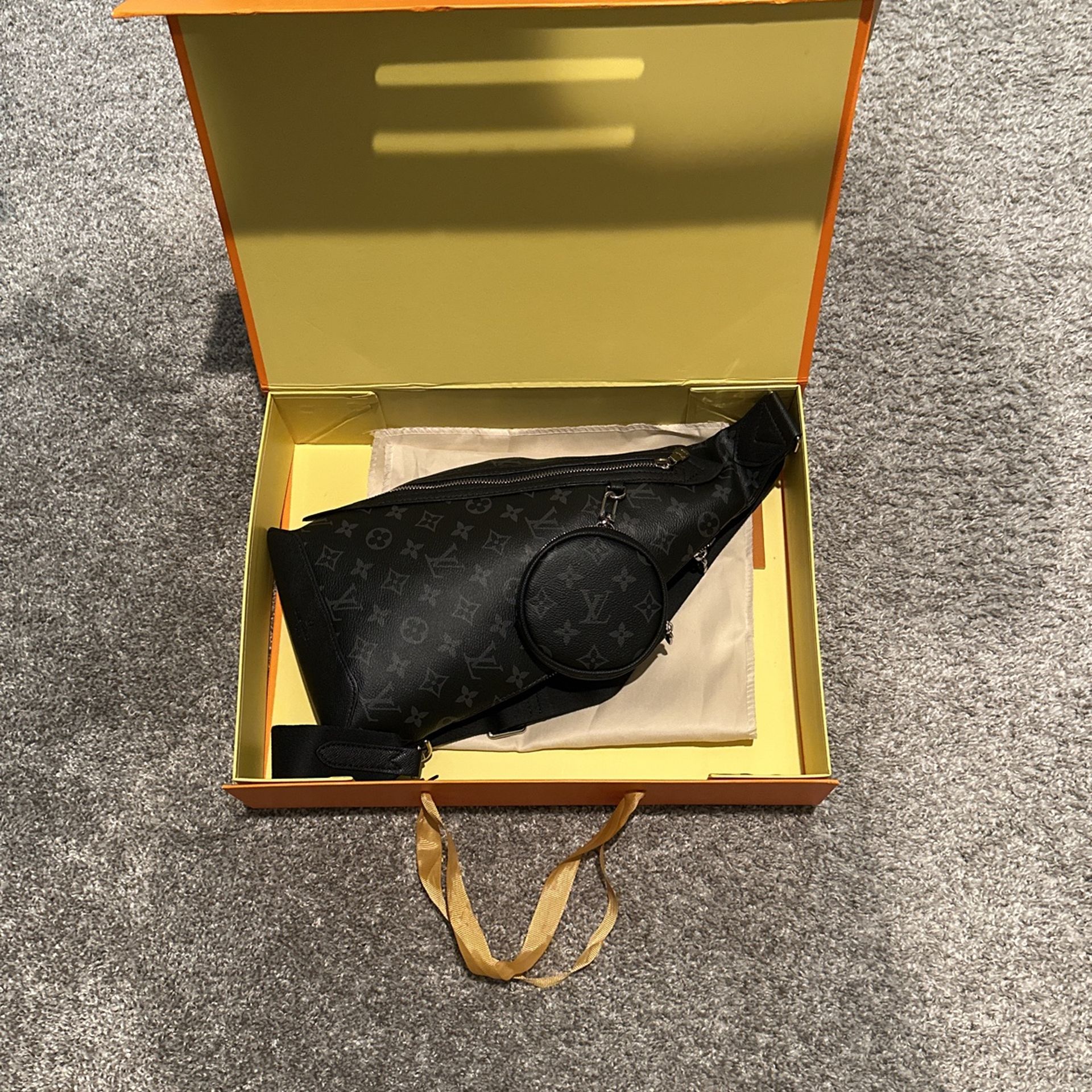 Louis Vuitton Men’s Bag