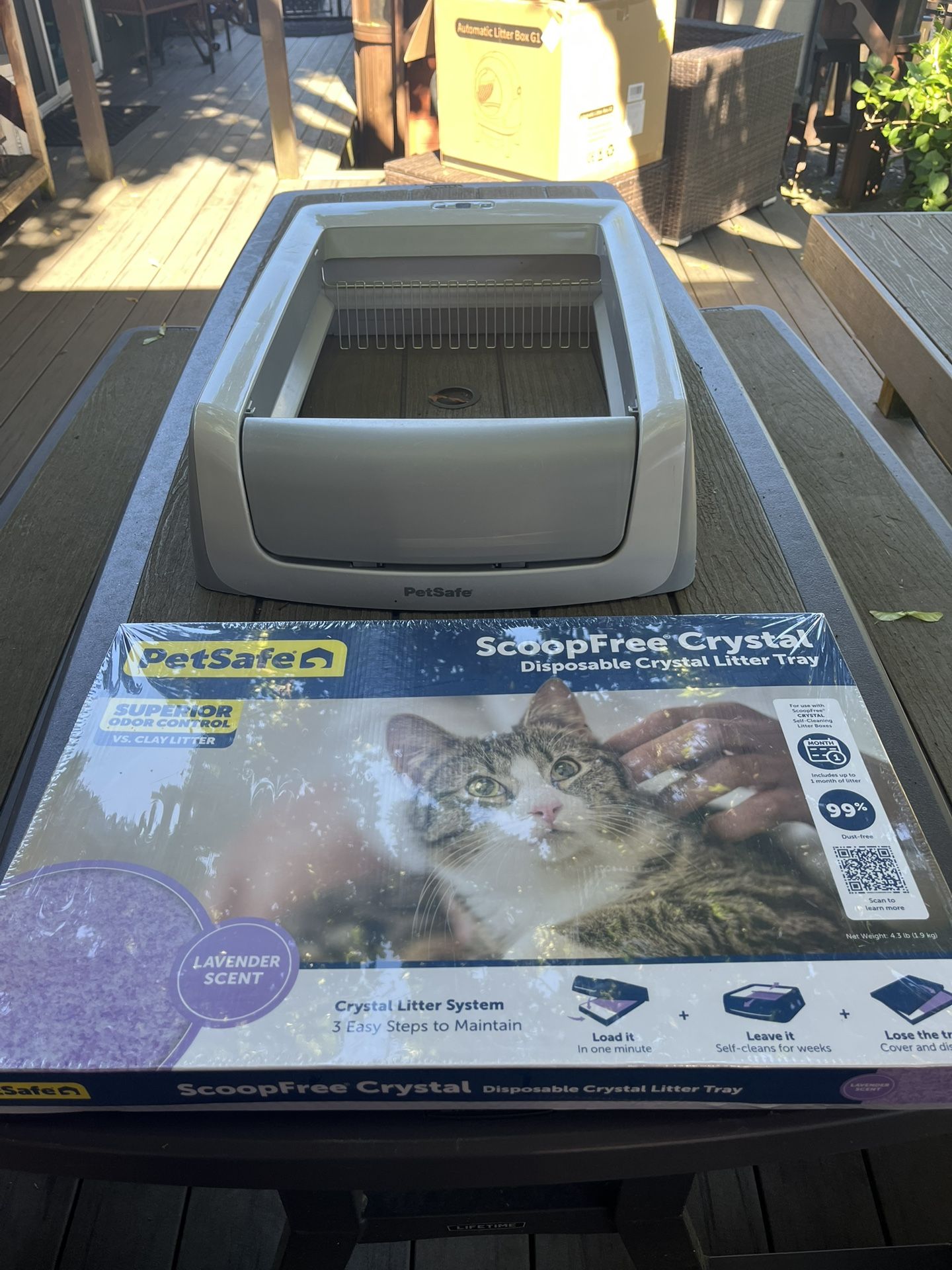 Pet Safe Scoop Free Crystal Disposable Litter Box