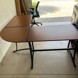 U Shape Desk And Chair - $150 OBO