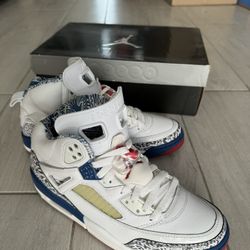 Jordan Spizike True Blue Size 9 Excellent Condition!!