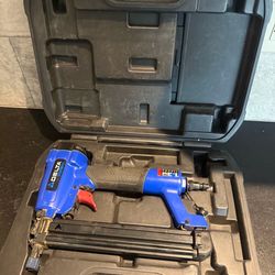 Delta Shopmaster Brad Nailer Gun