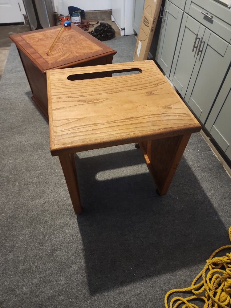 Small Desk On Wheels