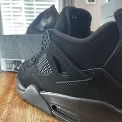Jordan 4 black cats(2020)