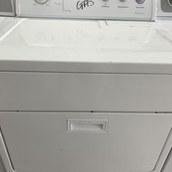 Whirlpool Gas - Can be used with natural or propane - Dryer! Commercial Quality means it’s made extra heavy duty! 30-Day Warranty Covers all 100%! $