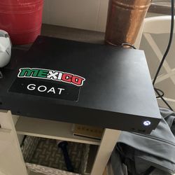 Xbox On X 1tb With Monitor And Battery And Games