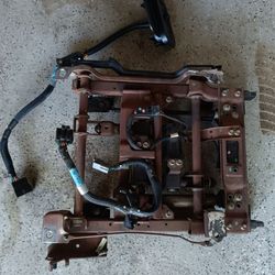 99-04 mustang automatic seat rail.