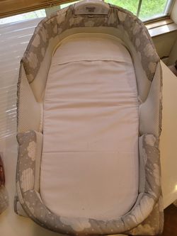 Snuggle Nest Infant Sleeper. Great Condition.