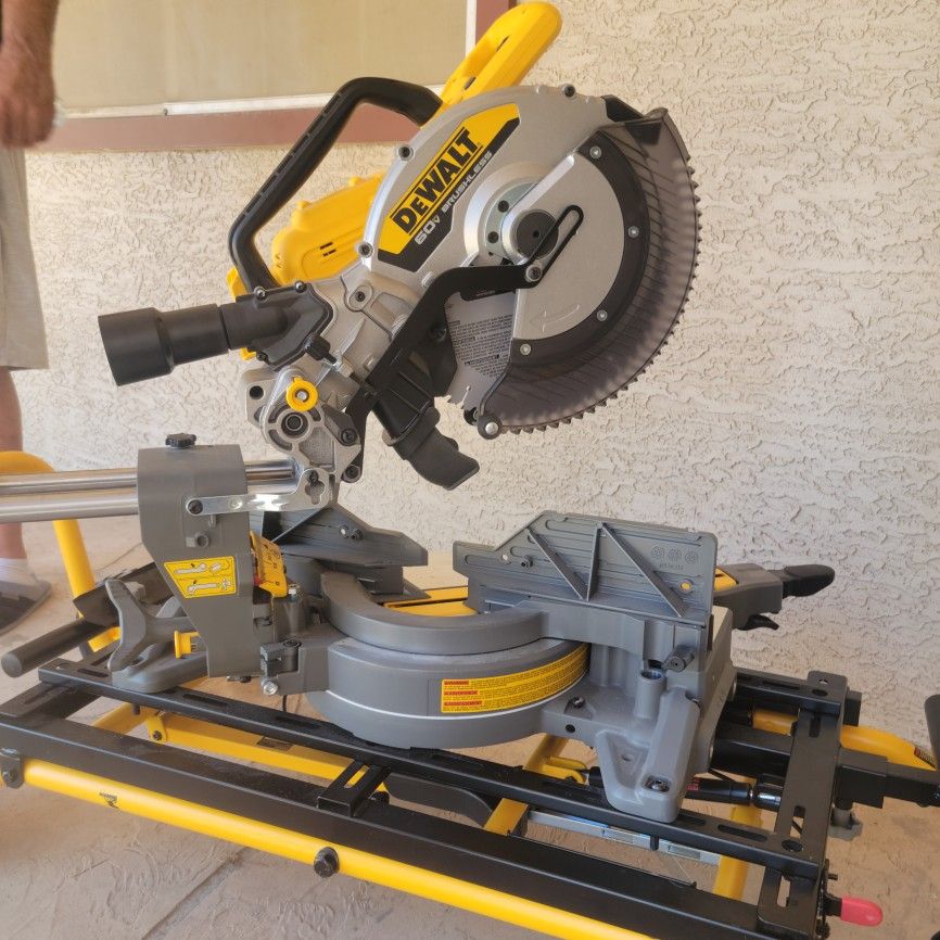 💥 NEW DeWalt 60V FLEXVOLT 12” Sliding Miter Saw w/ Stand – $1,000