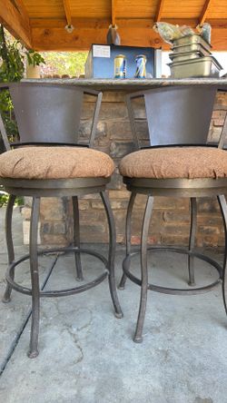Heavy duty metal barstools