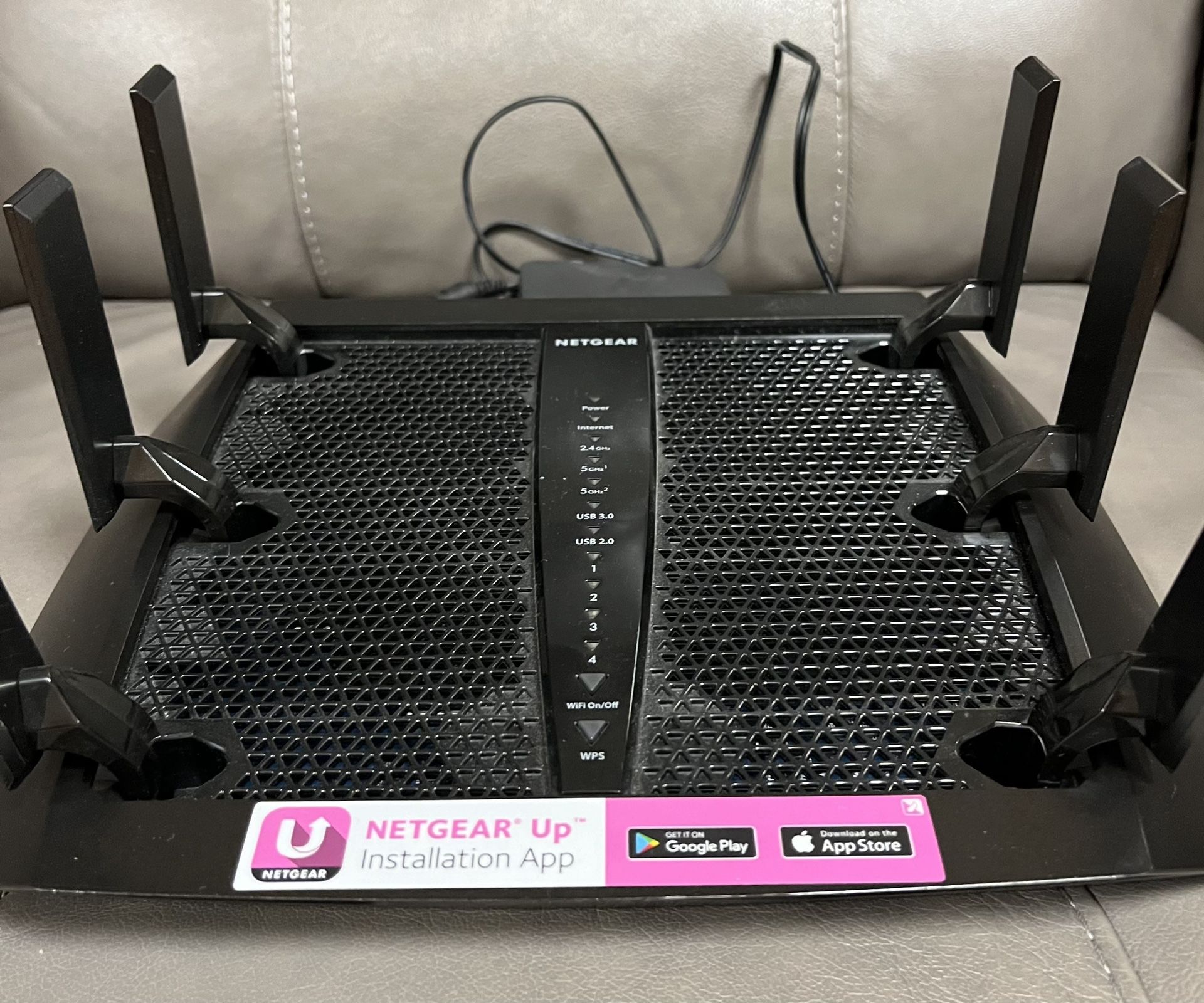 Netgear Nighthawk X6S Tri-Band WiFi Router