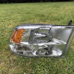 Dodge ram 1500 classic headlight 2019 ODM