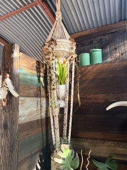 Vintage plant hanger