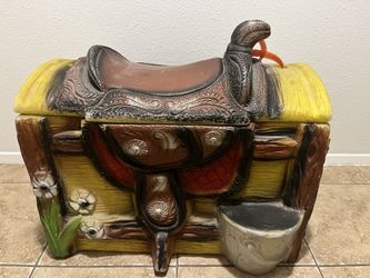 Vintage 1950’s Western Blowmold Childrens Toy Chest