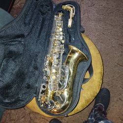 Saxophone 