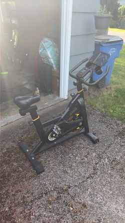 Stationary fitness bike