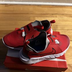 Kids Nike Flex Gym shoes 