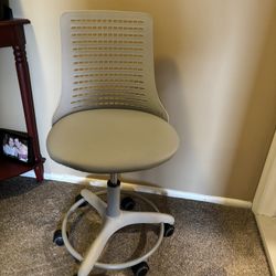 Light grey Swivel Office Chair 