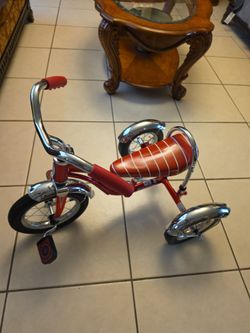 Schwinn Sting-Ray Tricycle