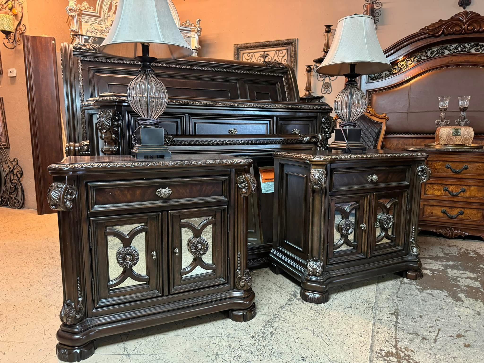 Beautiful King Bed Set