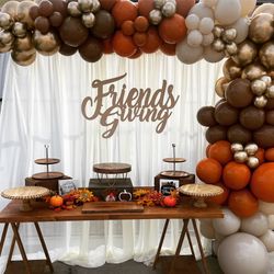 Thanksgiving - Friendsgiving Decoration 