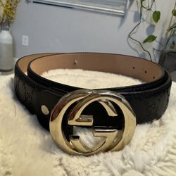 Gucci Women’s Leather Belt