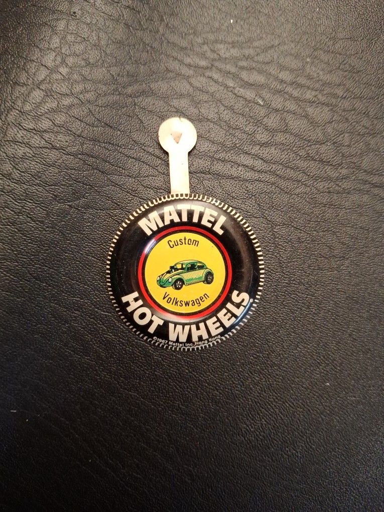 Mattel Custom Volkswagon Pin 1967