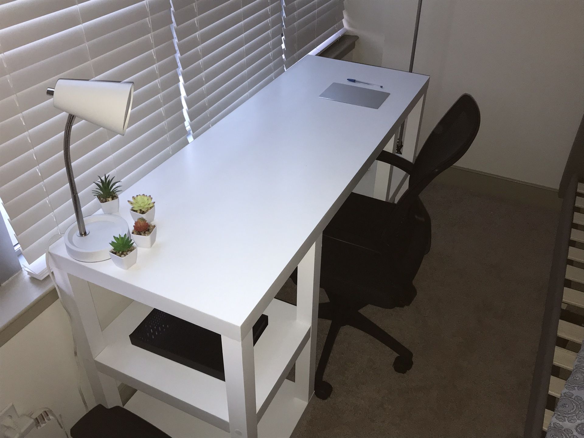 White wooden Desk
