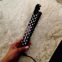 Hot Tools Professional Ceramic Straightener 