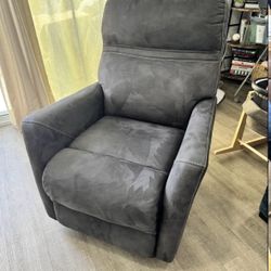 Gray Electric Recliner – Excellent Condition