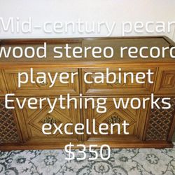 Antique Magnavox Stereo Record Player