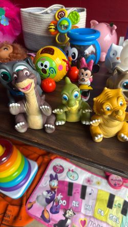 Land before time hand puppets