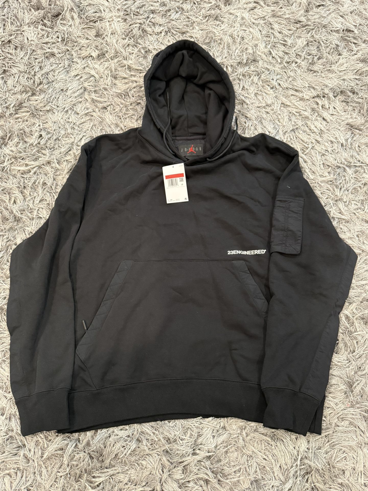 Jordan Engineered Fleece Hoodie. Mens Large