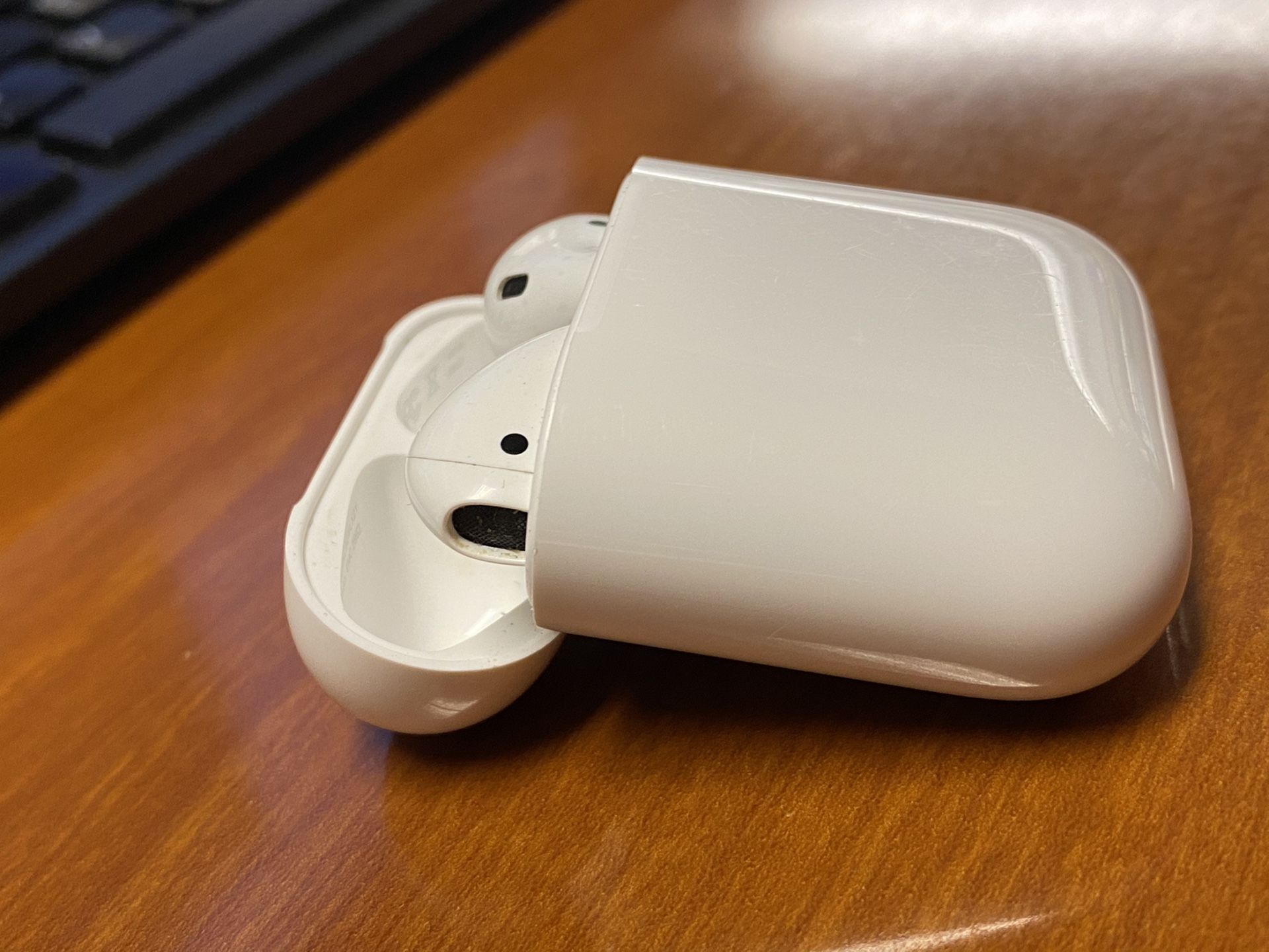 Apple Airpods 2nd Gen