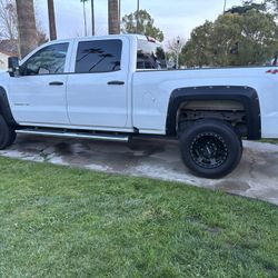 2018 Chevy  Silverado 2500 HD