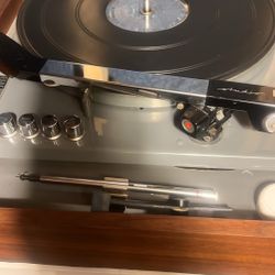 Elac Miracord  H10 