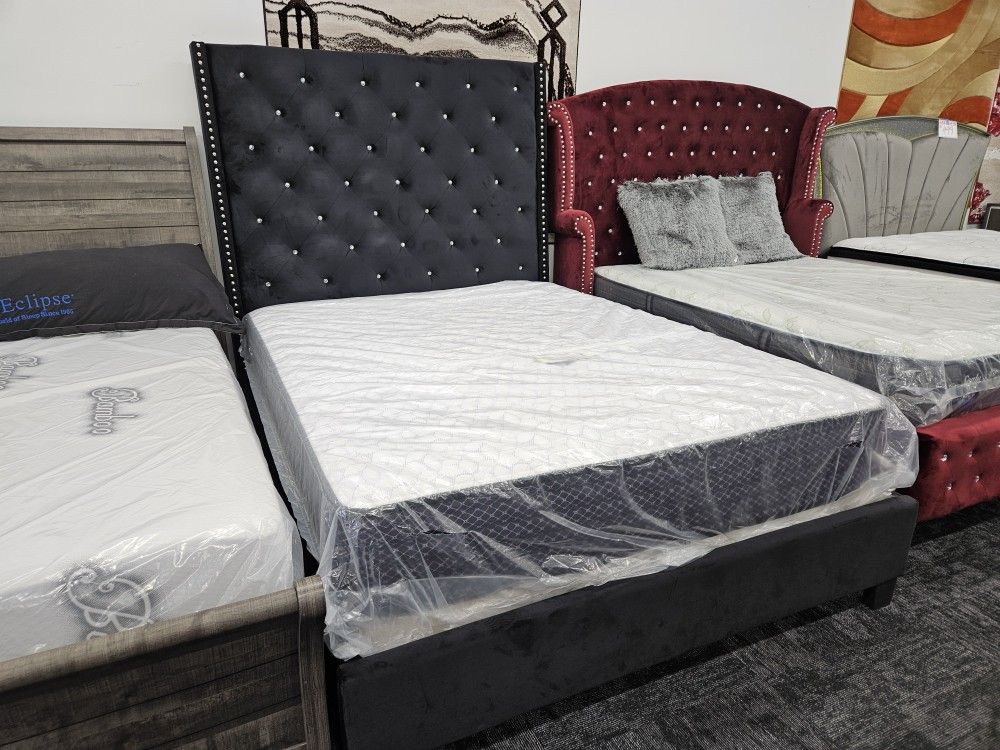 Brand New Black Color Queen Size Bed Frame Special With Rhinestone