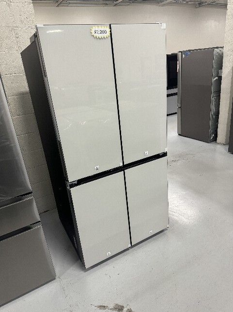 New Bespoke White Glass 4 Door Flex Door Fridge Water and Ice 1 Year Warranty