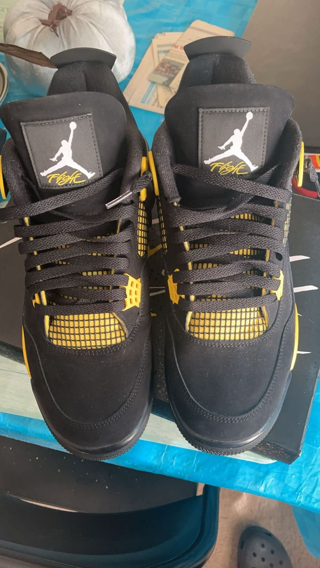 Air Jordan 4 Retro ‘Thunder’ 2023